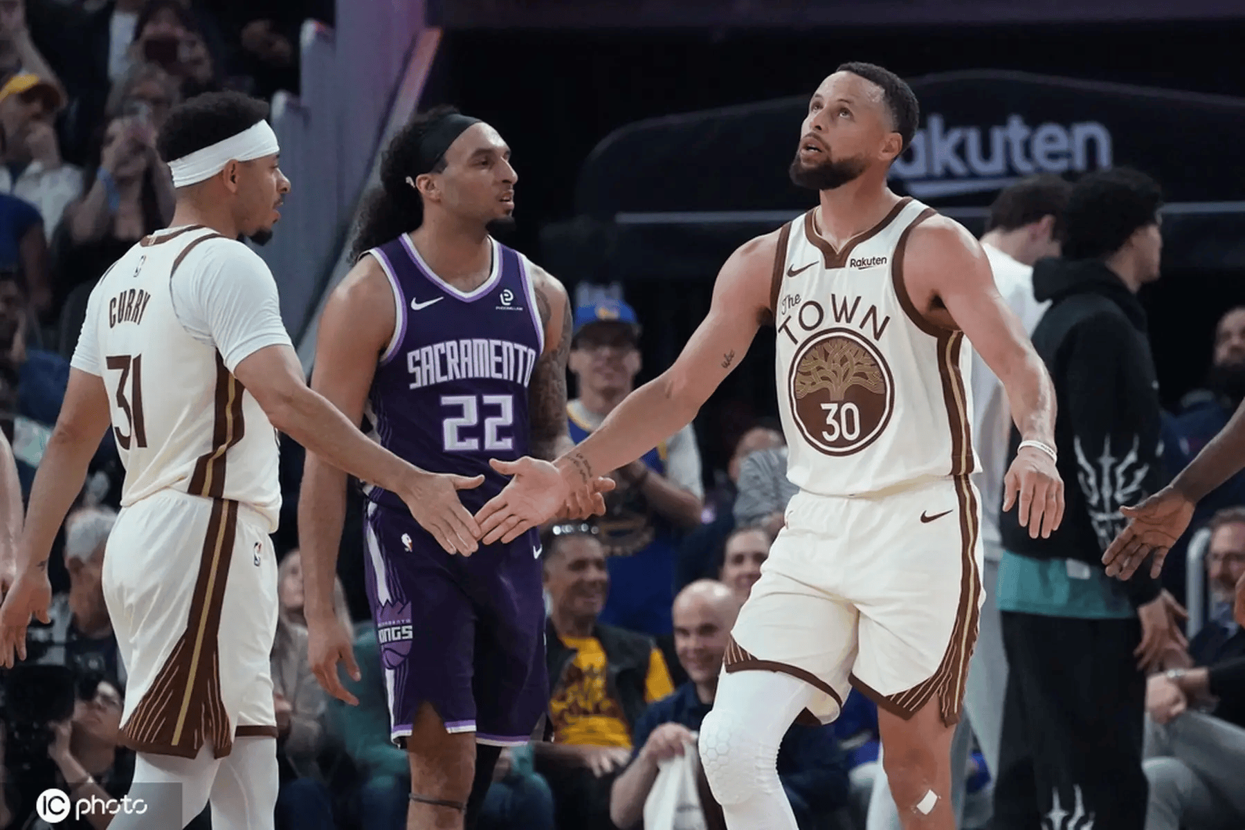 库里17+5梅尔顿21分波杰姆斯基20分 勇士力克国王